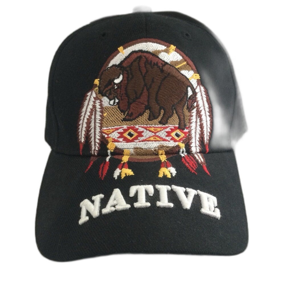 Native Embroidered Ajustable Strap Cap.